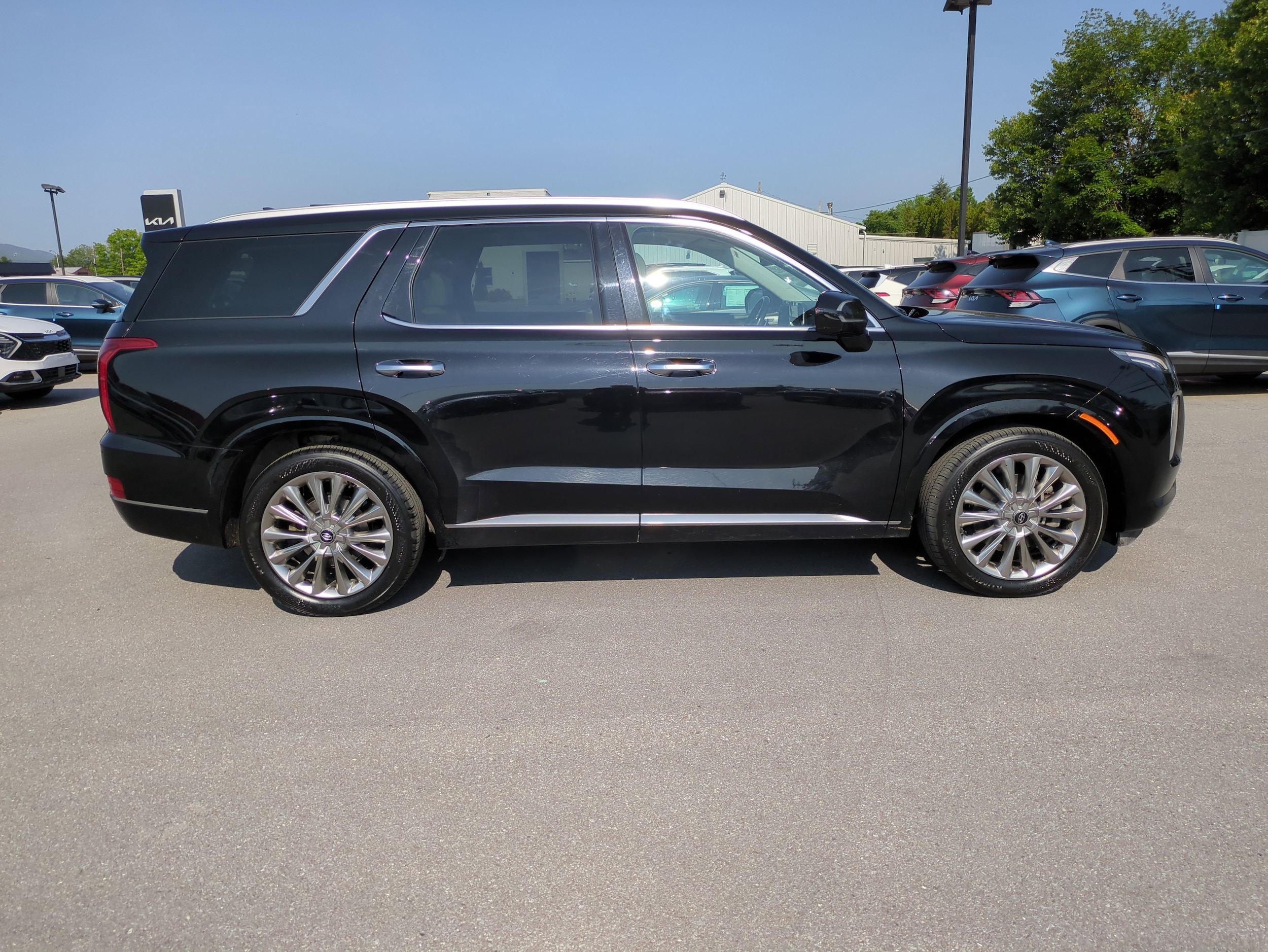Used 2020 Hyundai Palisade Limited with VIN KM8R5DHE9LU137365 for sale in Montoursville, PA