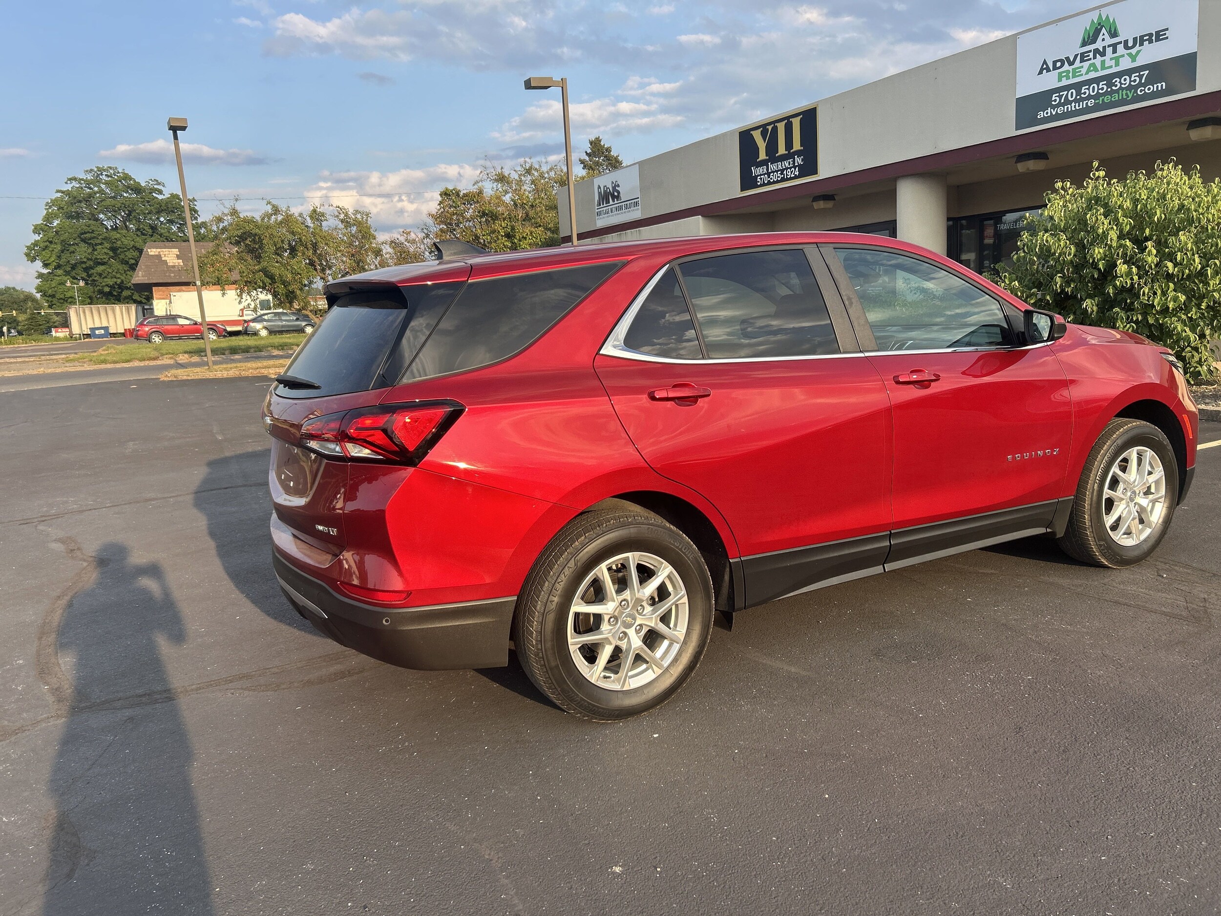 2022 Chevrolet Equinox LT photo 3
