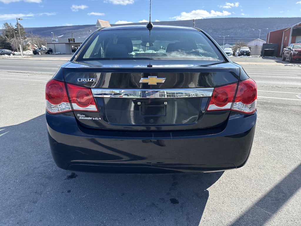 Used 2016 Chevrolet Cruze Limited LS Auto Sedan