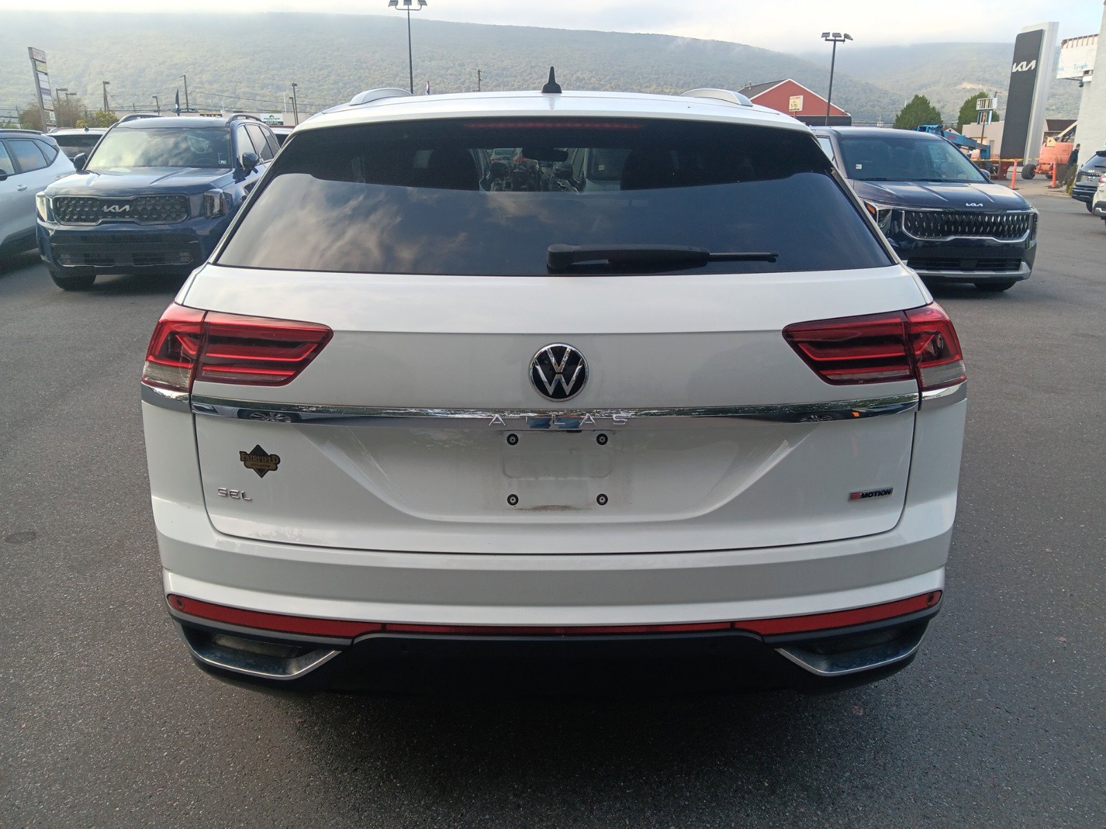 Used 2020 Volkswagen Atlas Cross Sport SEL with VIN 1V2MC2CA1LC207264 for sale in Montoursville, PA