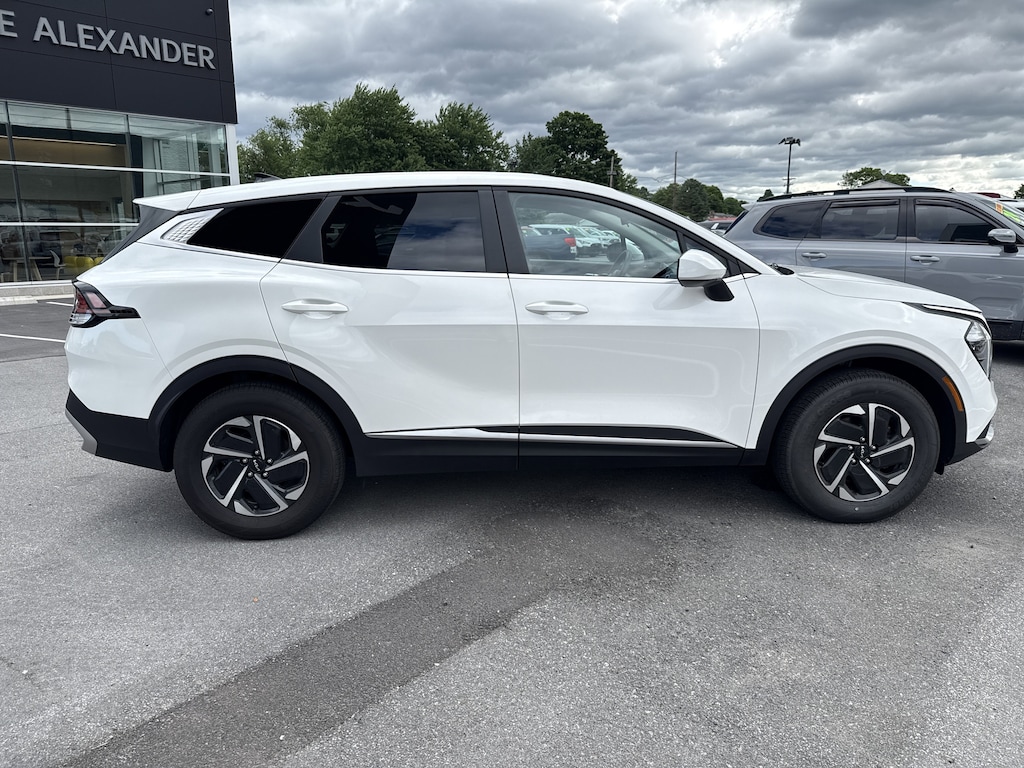 Certified 2023 Kia Sportage Hybrid LX SUV