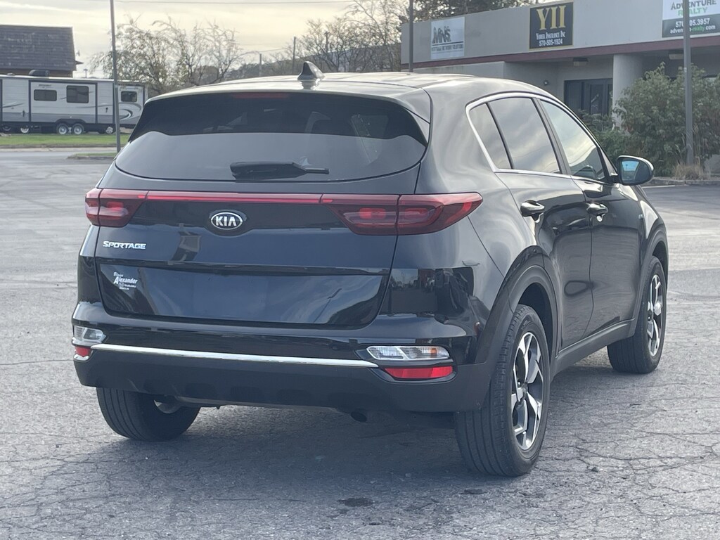 Certified 2022 Kia Sportage LX SUV
