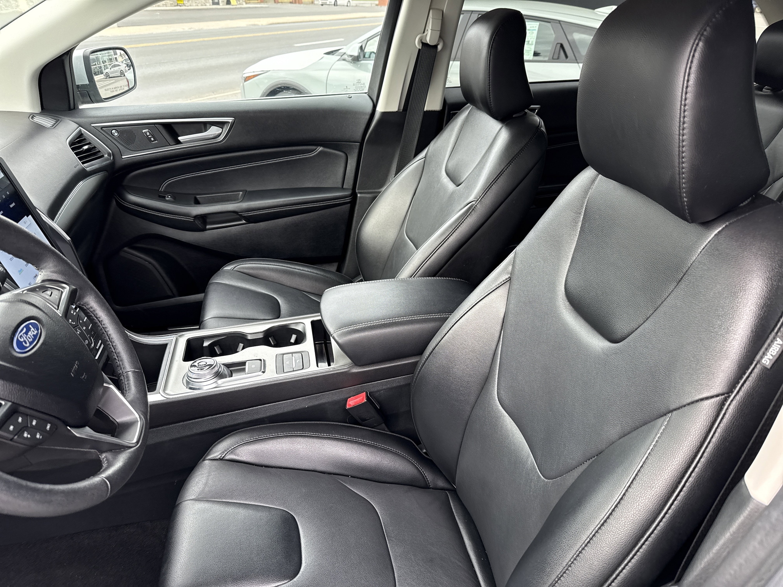 2022 Ford Edge Titanium - Photo 12