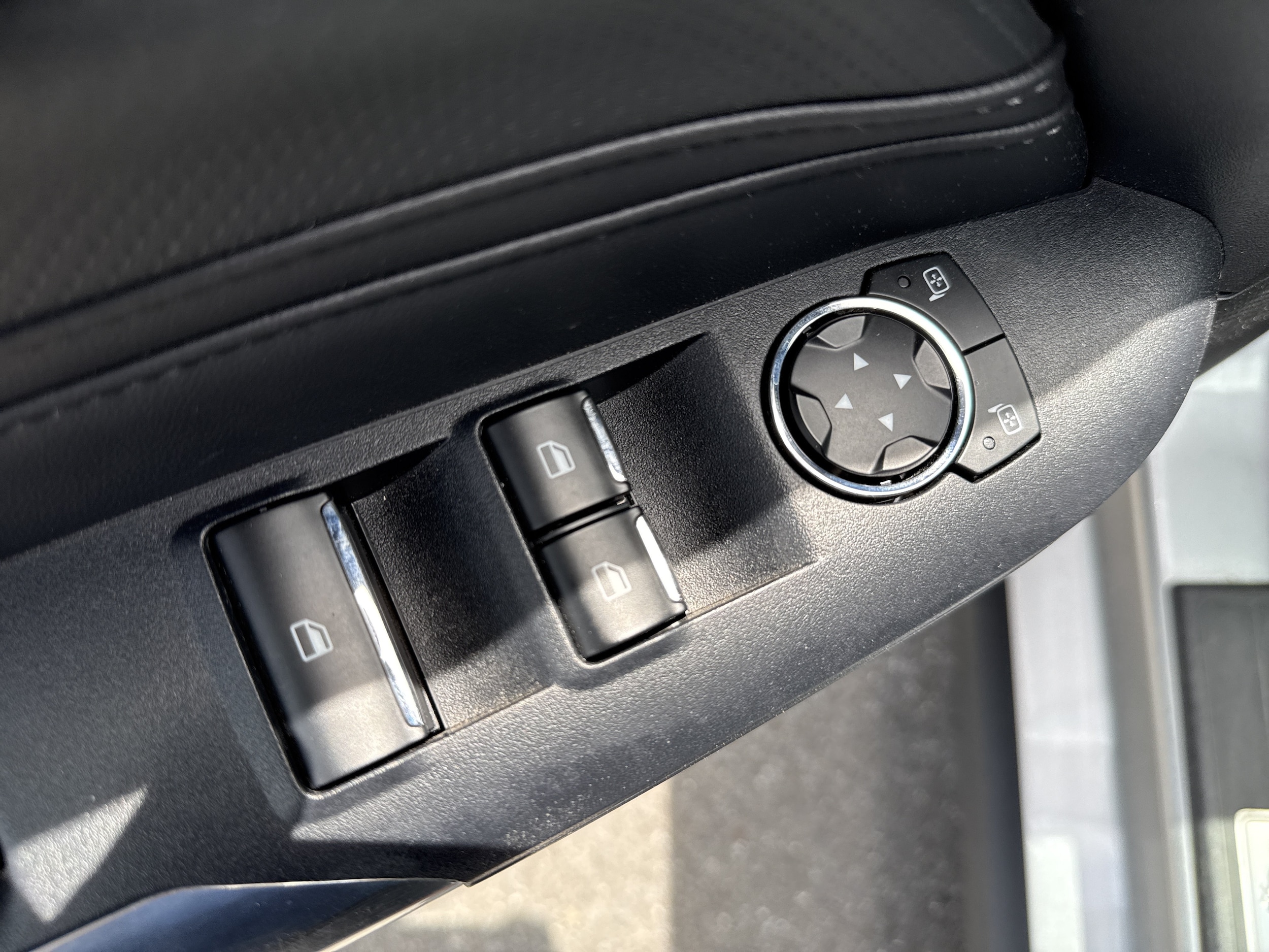 2025 Ford Mustang EcoBoost Premium - Photo 16