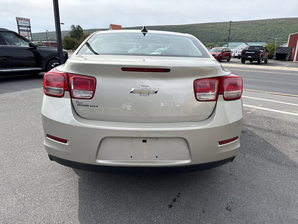 Used 2015 Chevrolet Malibu LS w/1FL Sedan