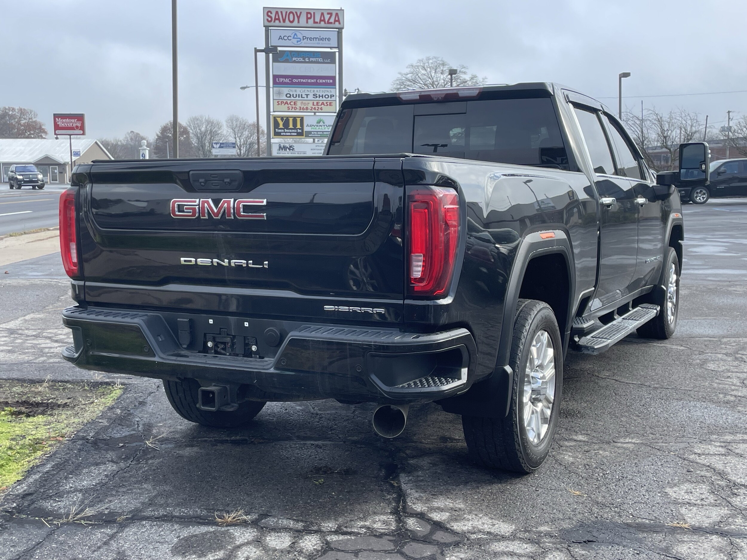 2020 Gmc Sierra 2500 HD Denali photo 2