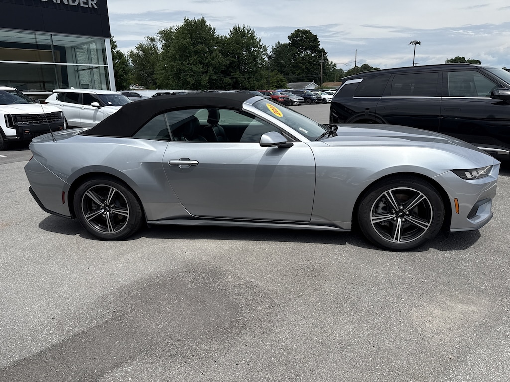 Used 2025 Ford Mustang Convertible