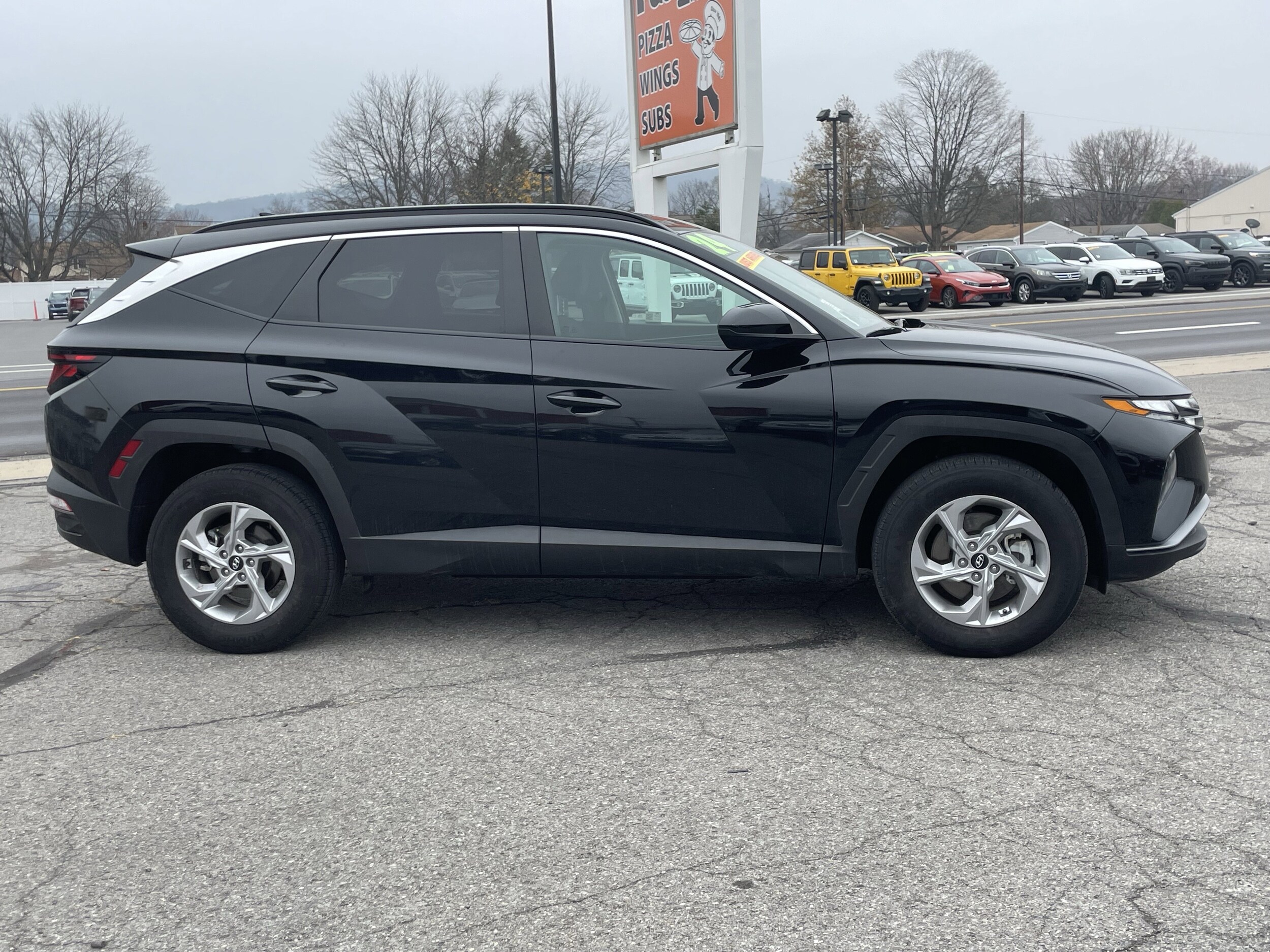 2024 Hyundai Tucson SEL photo 2