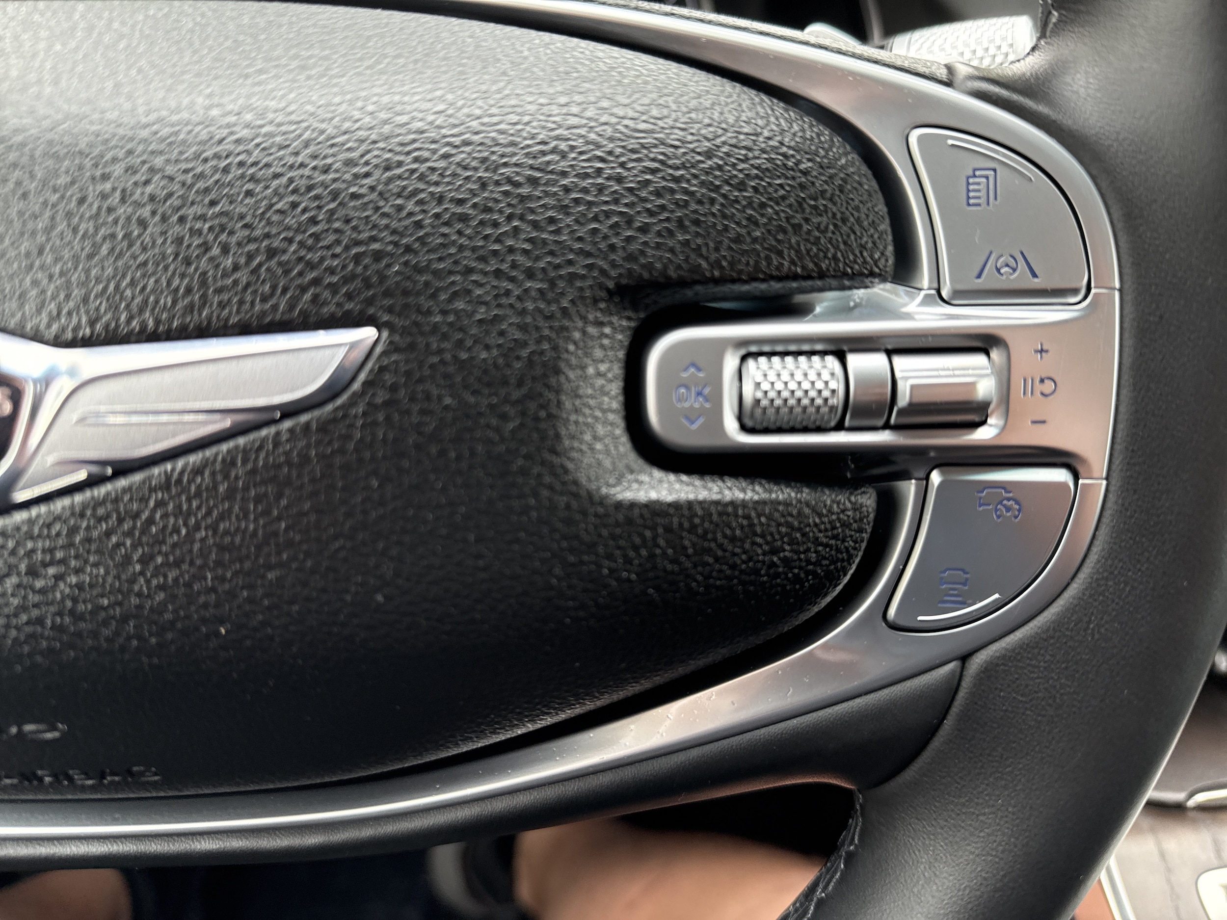 2024 GENESIS GV80 Standard - Photo 19