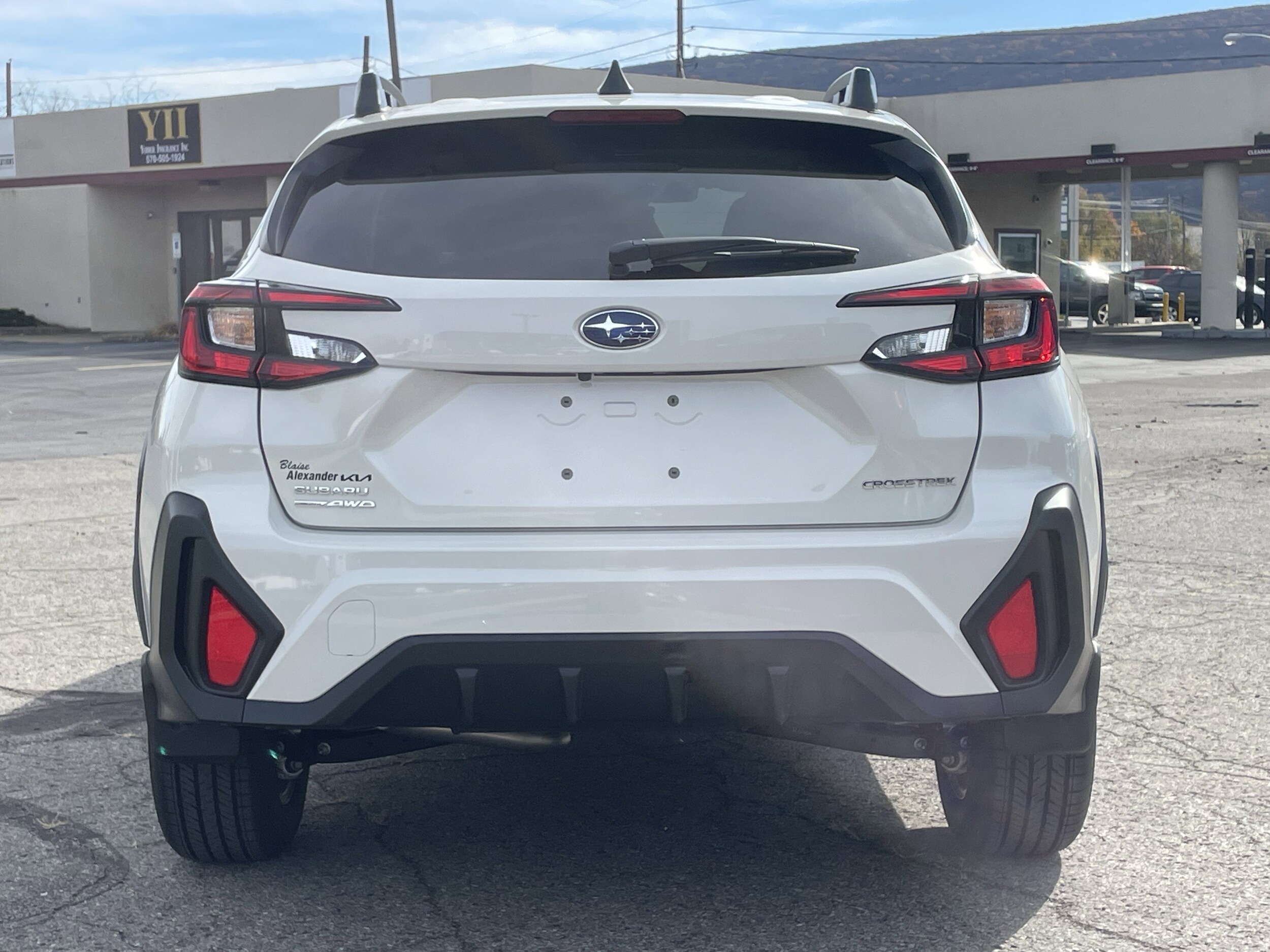 2025 Subaru Crosstrek Premium photo 4
