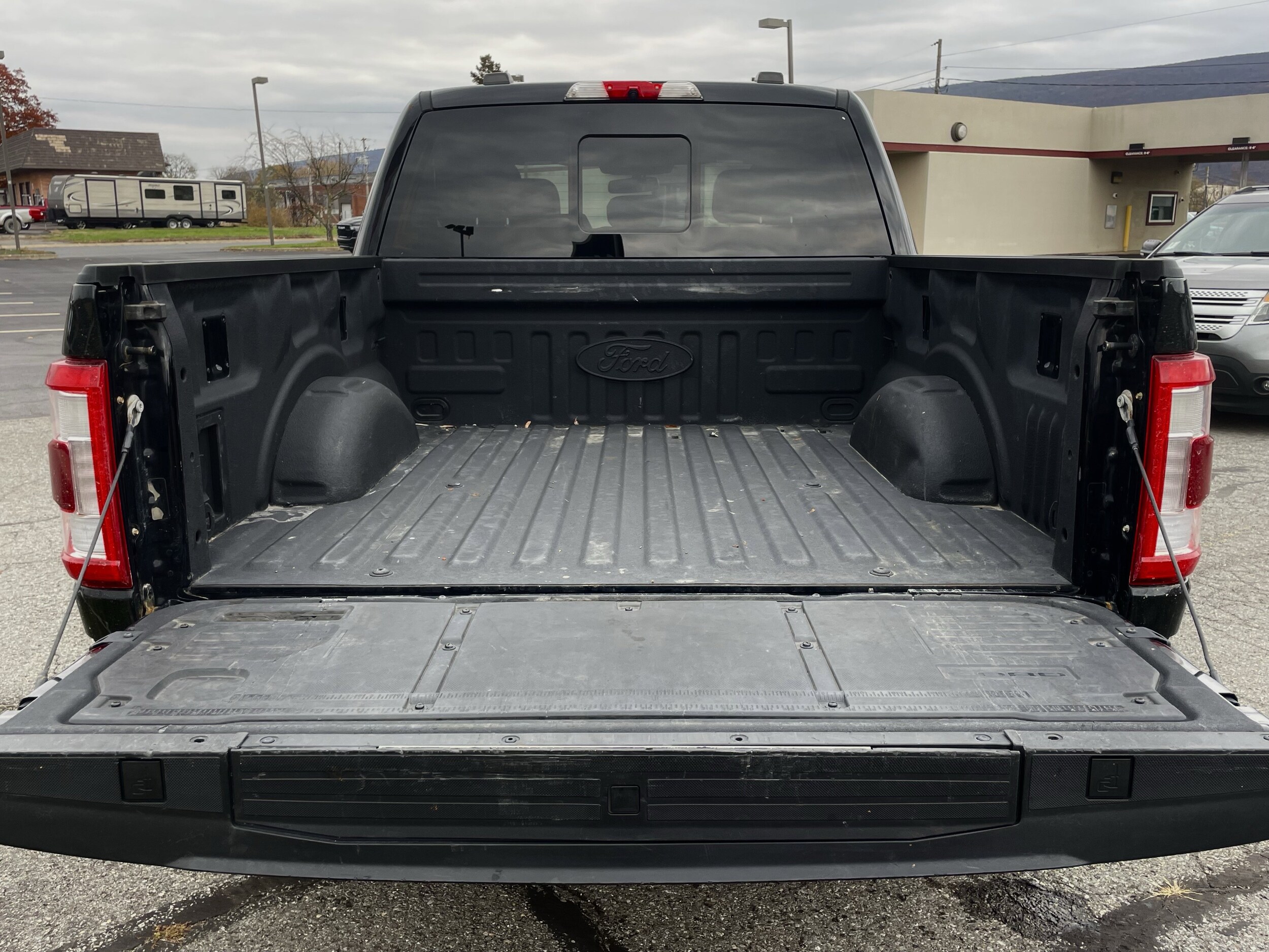 2021 Ford F-150 Lariat photo 4