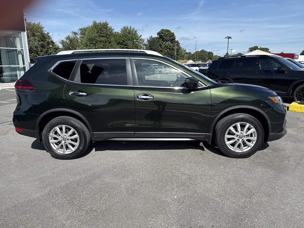 Used 2019 Nissan Rogue SV SUV