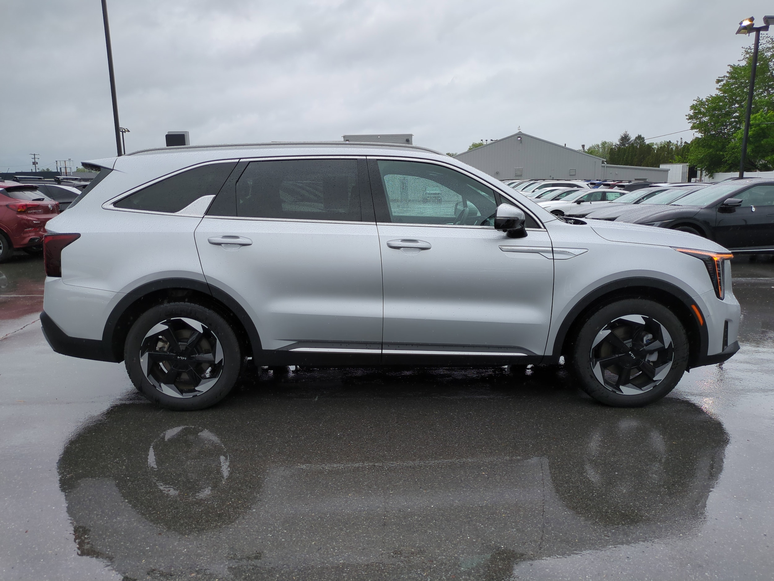 Used 2025 Kia Sorento SX Prestige Hybrid with VIN KNDRKDJG5S5293596 for sale in Montoursville, PA