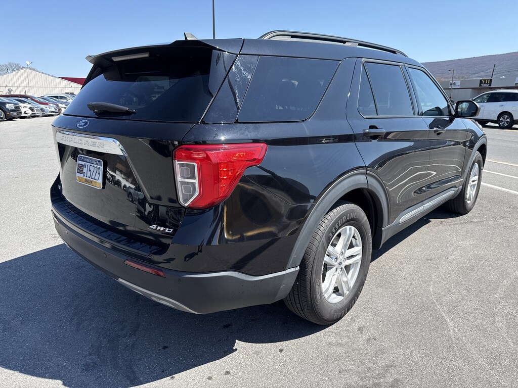 Used 2022 Ford Explorer XLT SUV