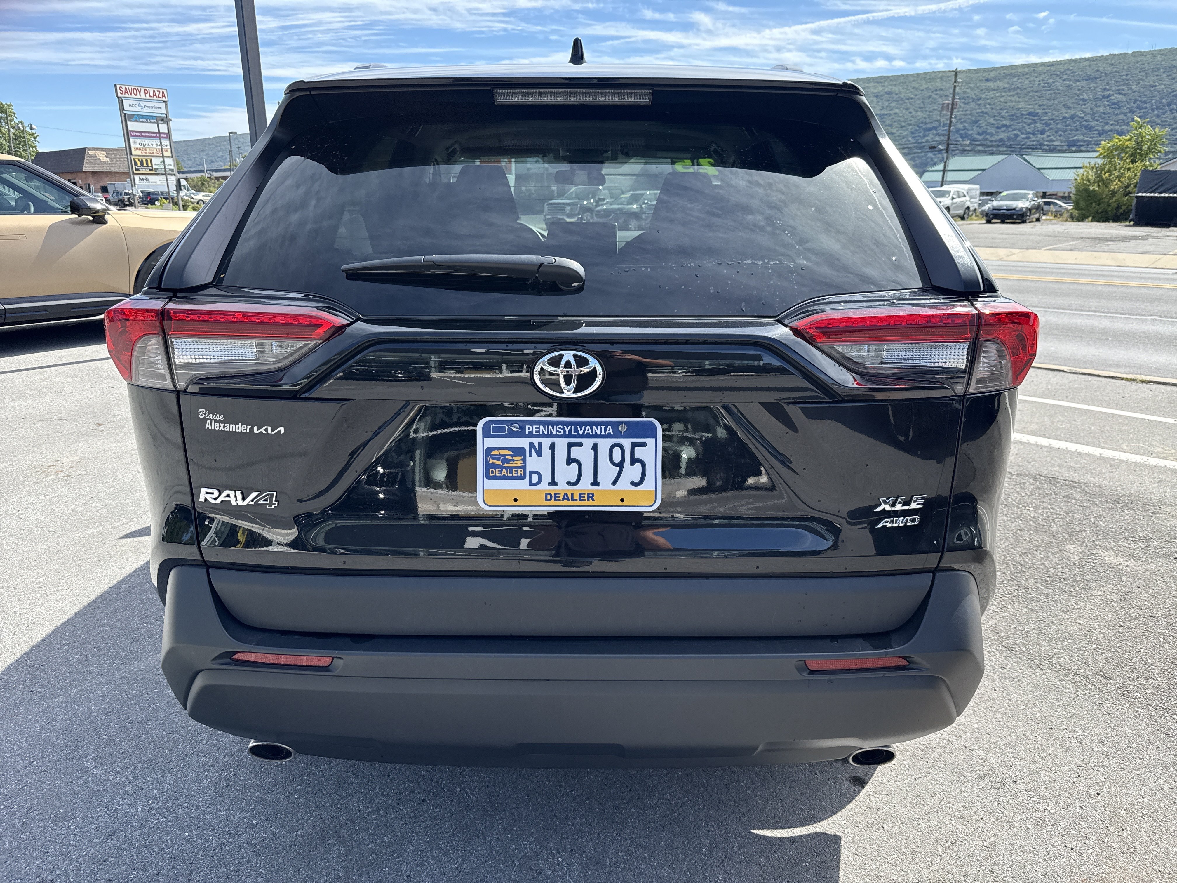 Used 2025 Toyota RAV4 XLE SUV