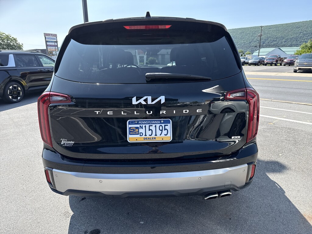 Certified 2025 Kia Telluride S SUV