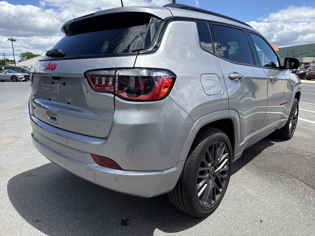 Used 2023 Jeep Compass Limited SUV