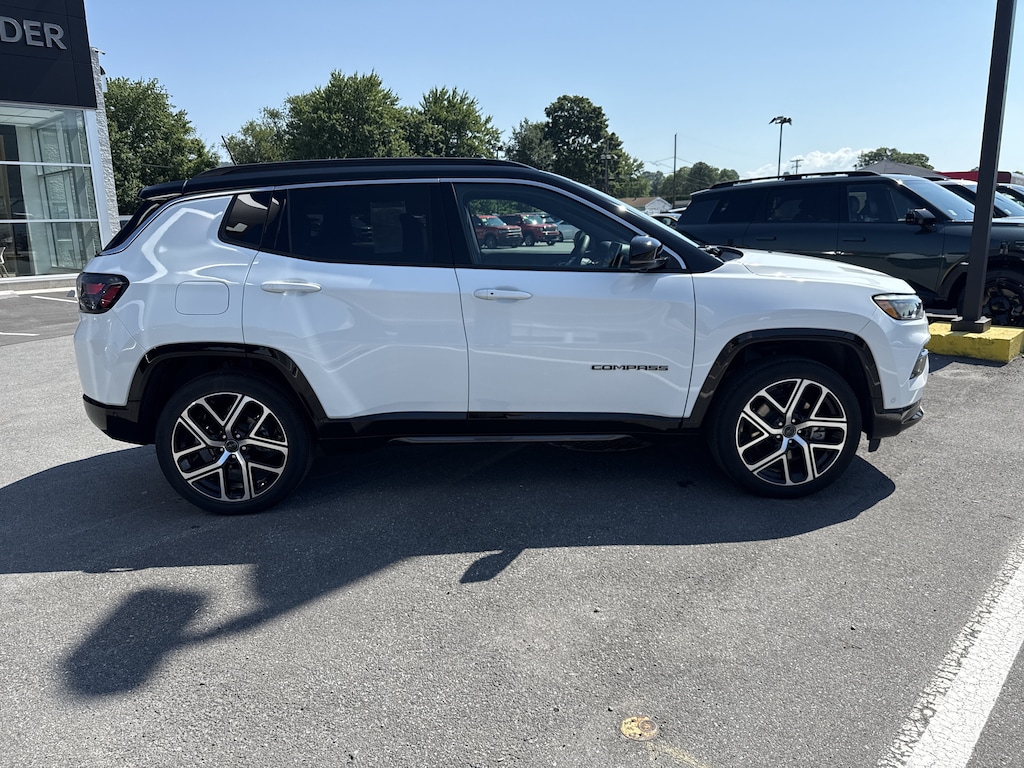 Used 2025 Jeep Compass Limited SUV