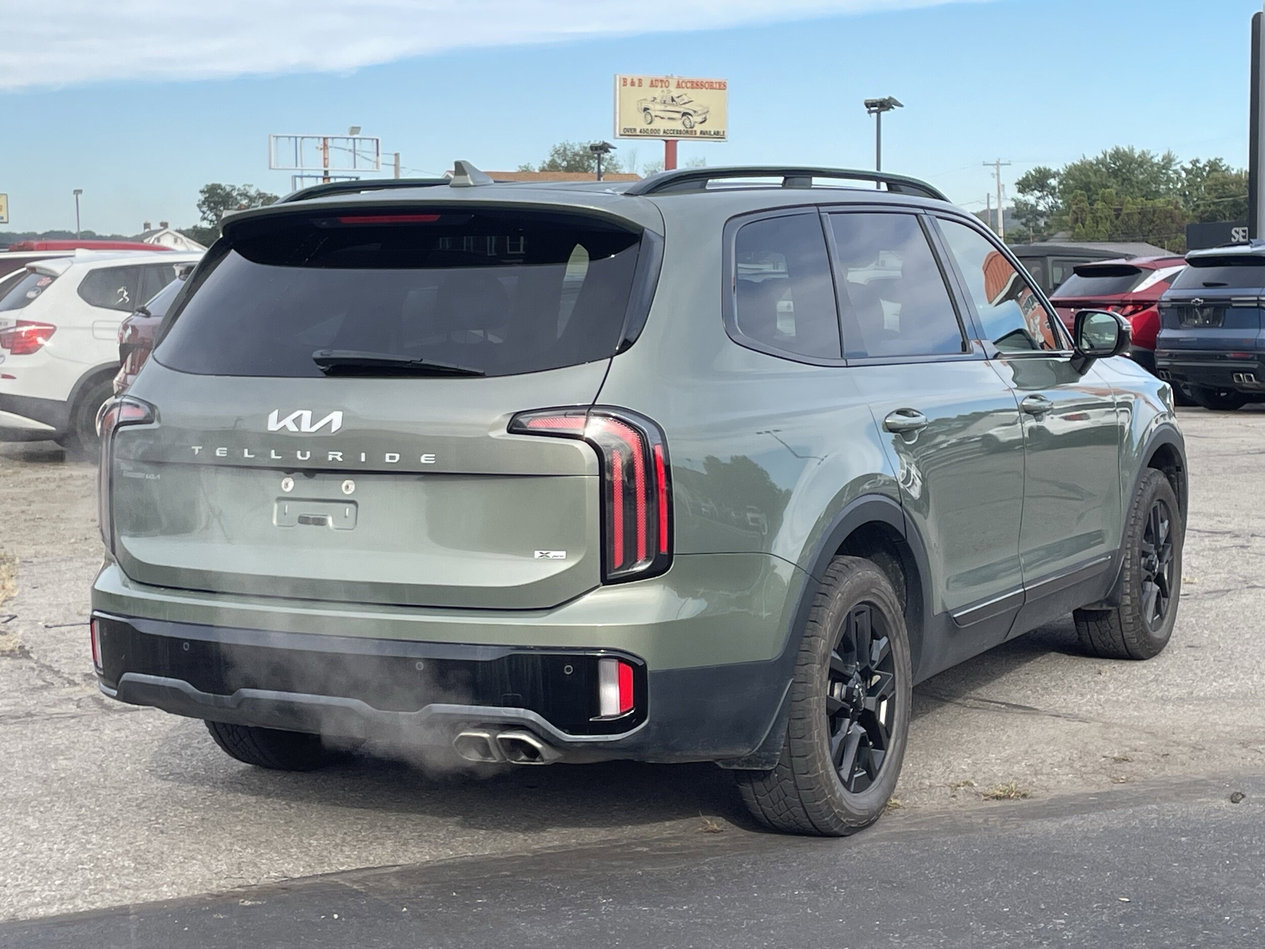 2024 Kia Telluride X-Pro photo 3