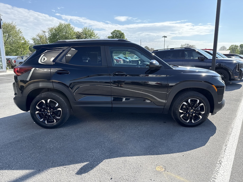 Used 2023 Chevrolet Trailblazer LT SUV