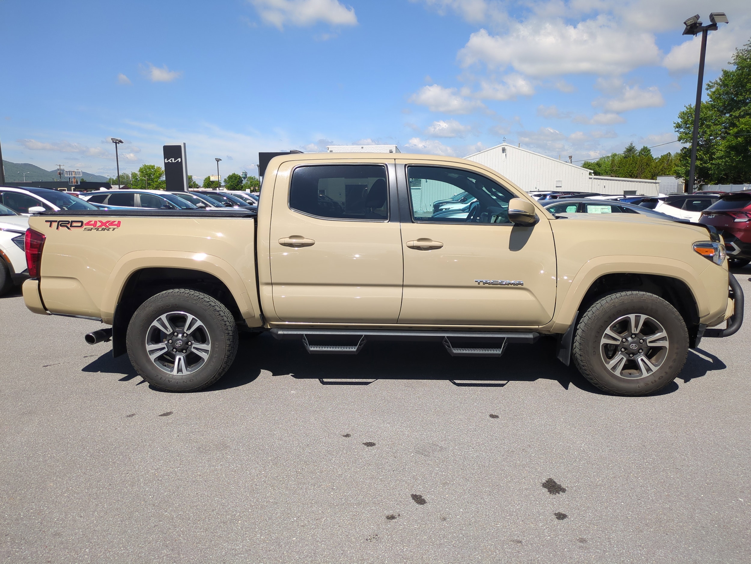 Used 2017 Toyota Tacoma TRD Sport with VIN 5TFCZ5ANXHX064348 for sale in Montoursville, PA