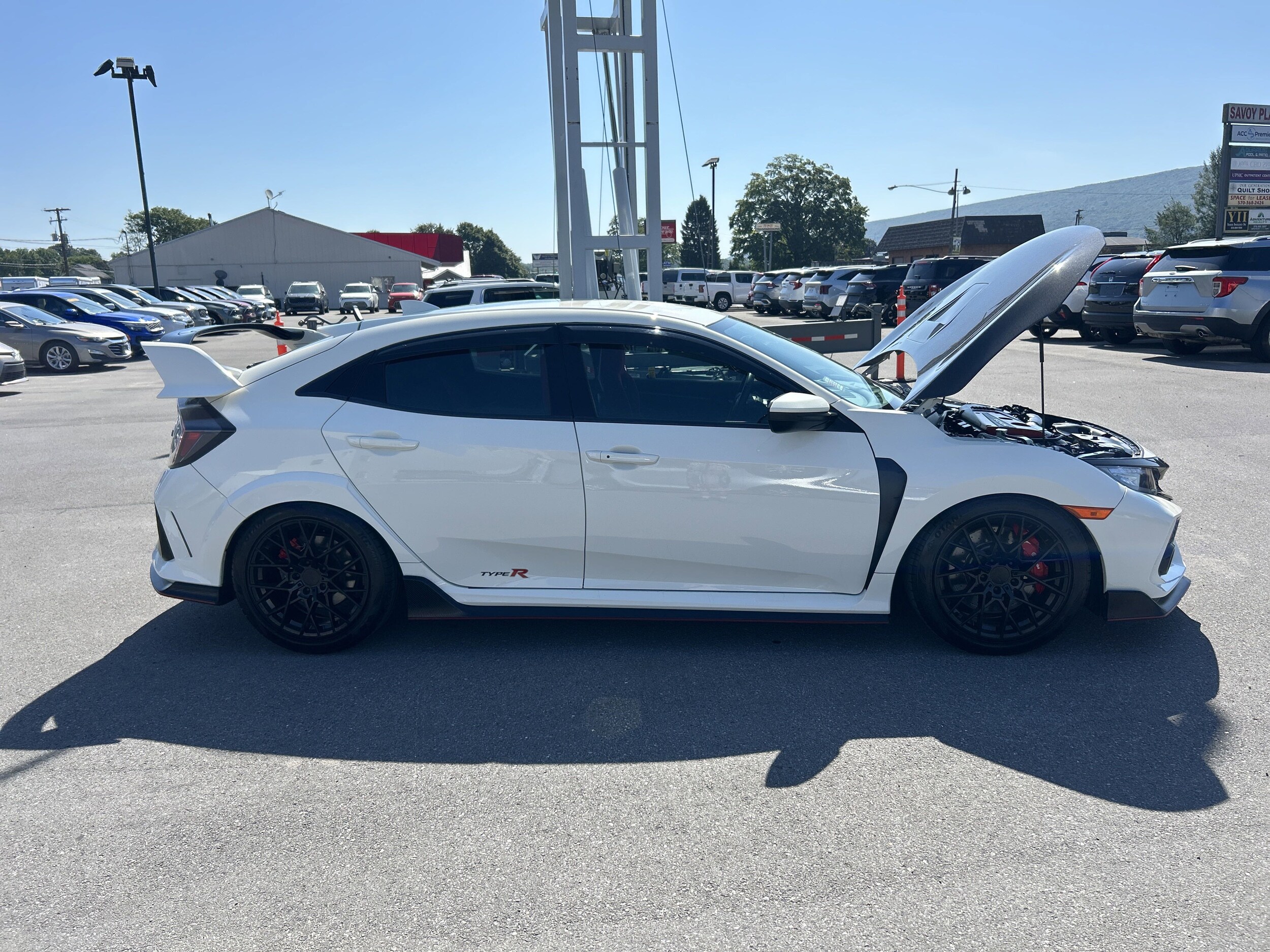 2017 Honda Civic Type R Touring photo 2