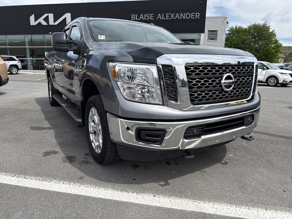 Used 2018 Nissan Titan XD SV Diesel Truck Crew Cab