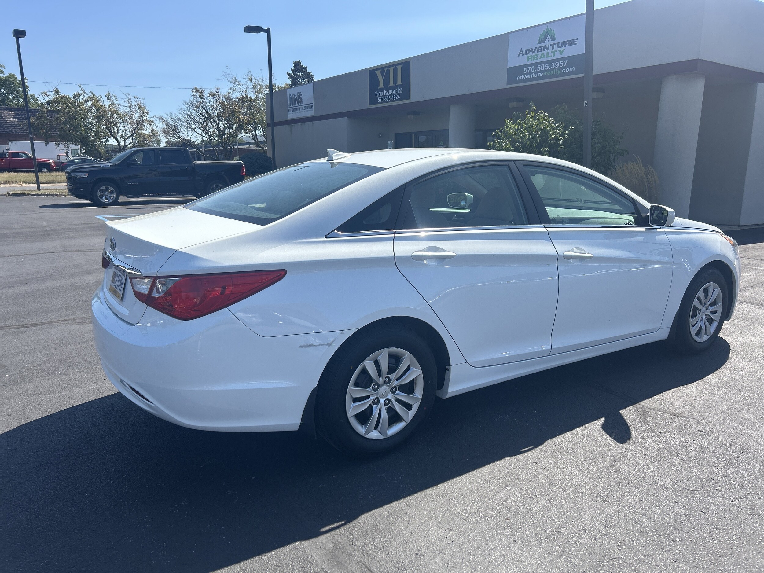 2013 Hyundai Sonata GLS photo 3
