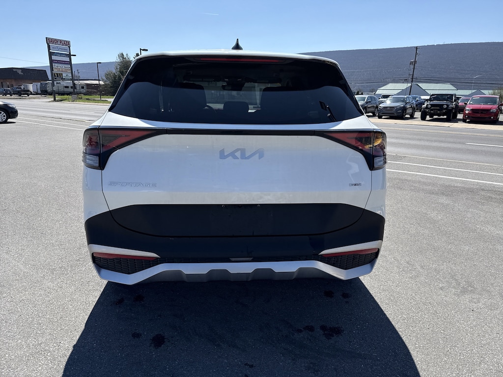 Certified 2023 Kia Sportage Hybrid LX SUV