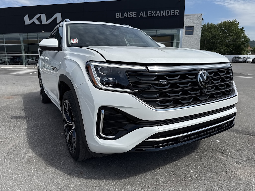 Used 2024 Volkswagen Atlas 2.0T SEL Premium R-Line SUV