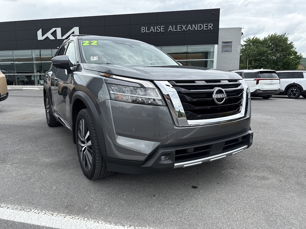 Used 2022 Nissan Pathfinder Platinum SUV
