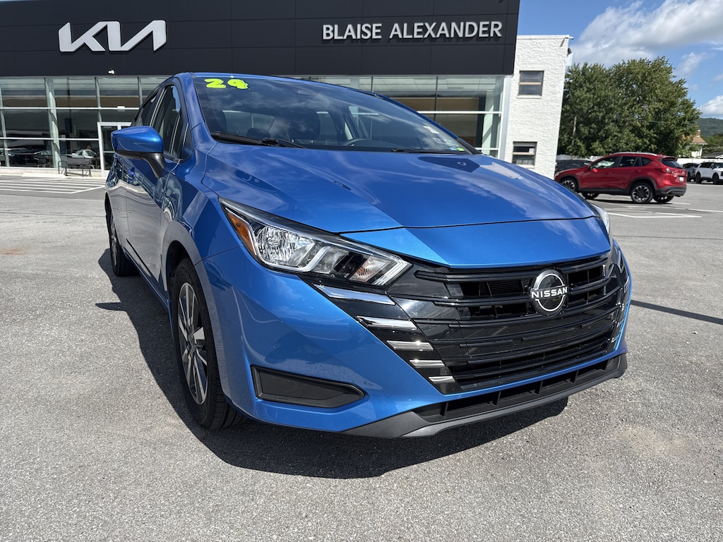 Used 2024 Nissan Versa 1.6 SV Sedan
