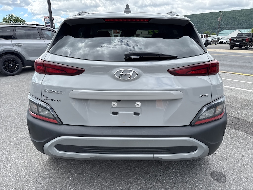 Used 2022 Hyundai Kona SEL SUV
