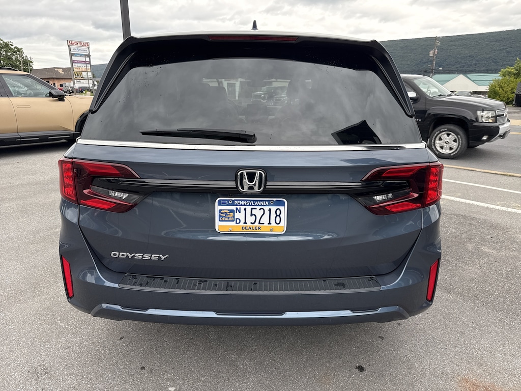 Used 2025 Honda Odyssey EX-L Van