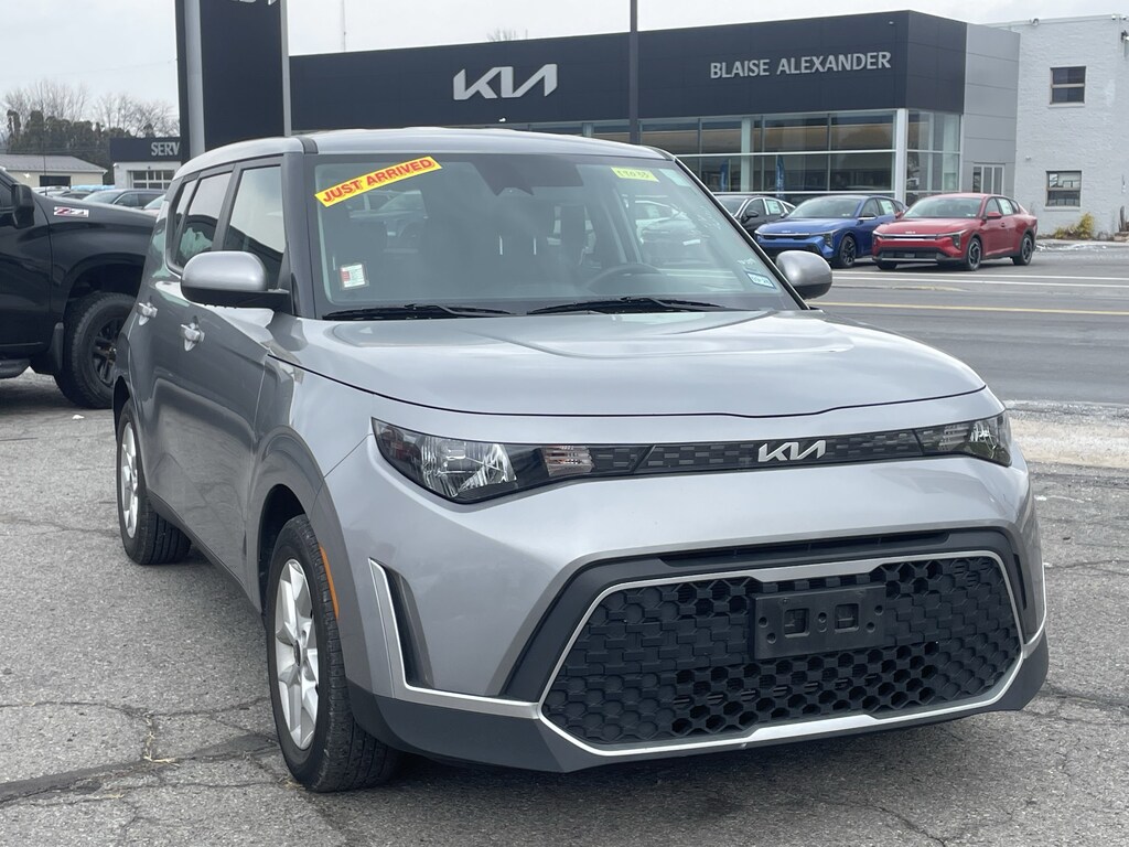 Used 2024 Kia Soul LX Hatchback