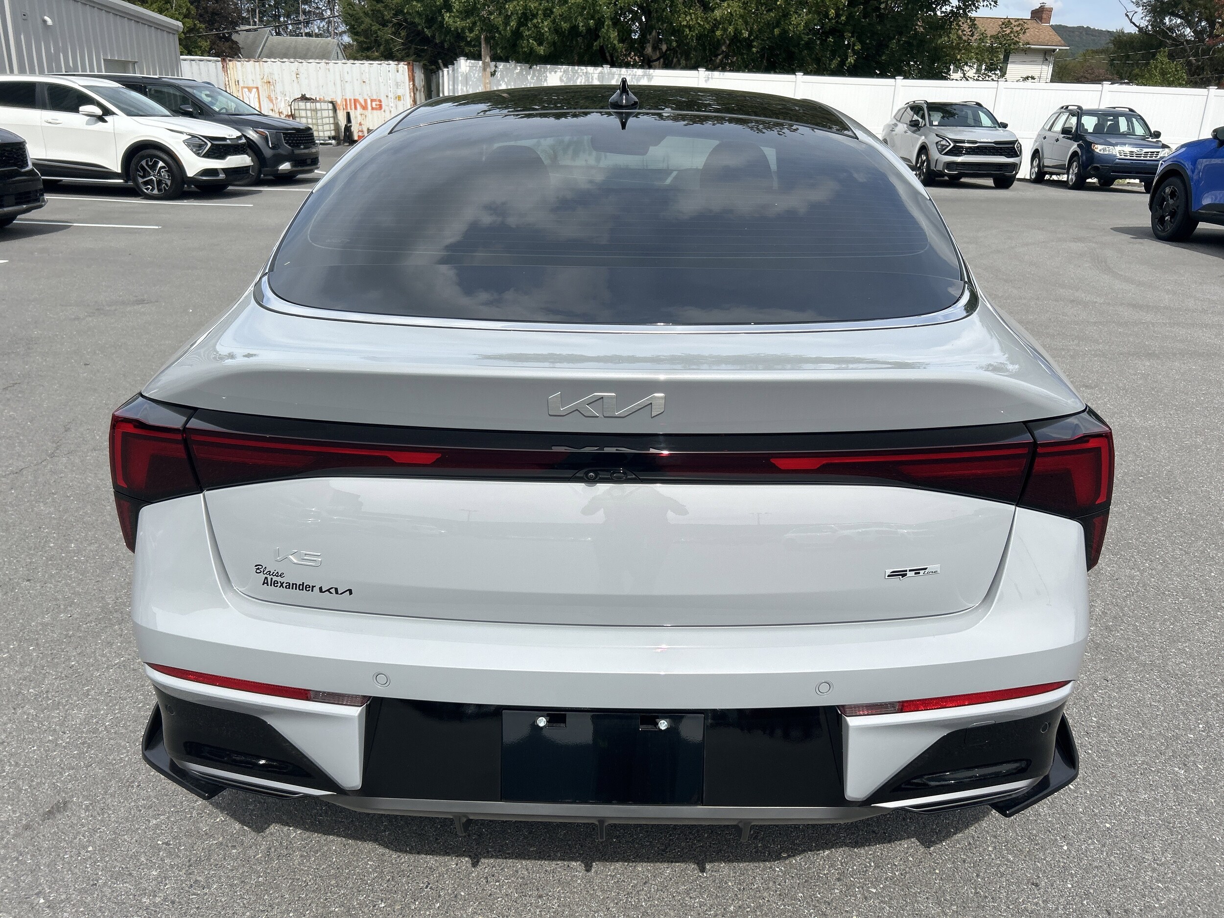 2025 Kia K5 GT-Line photo 2
