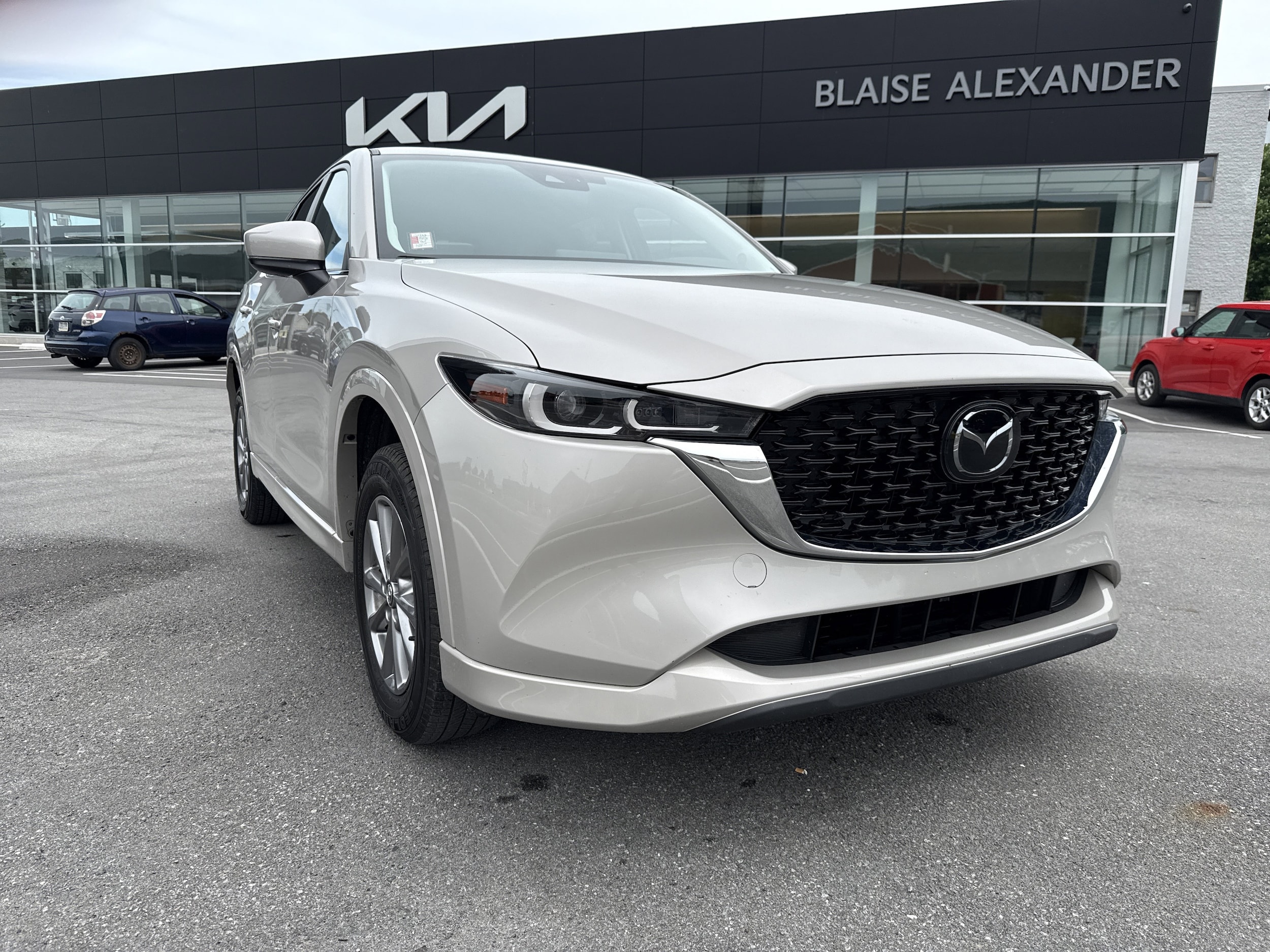 2025 Mazda CX-5 S Select Package Auto AWD's photo