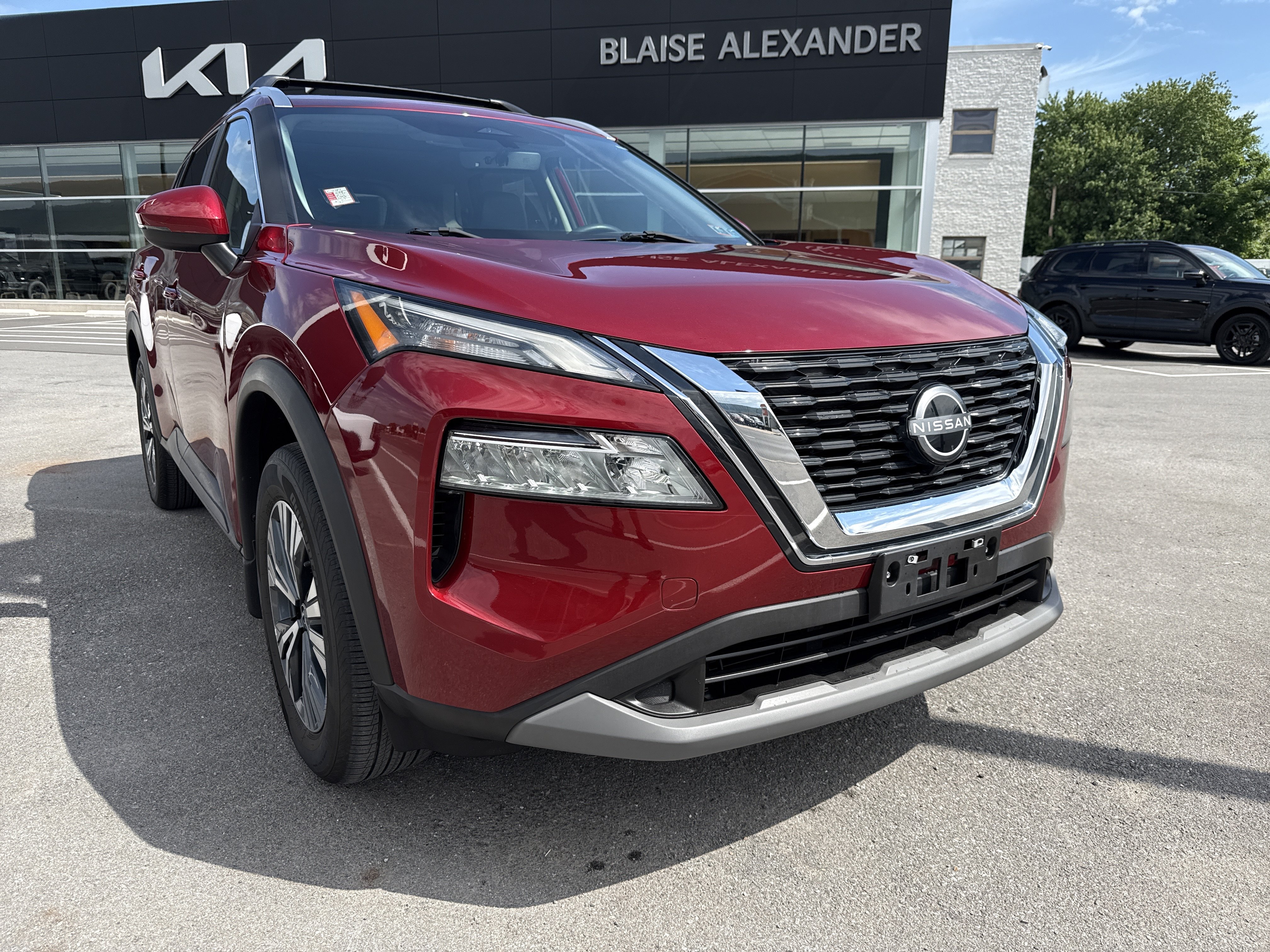 2023 Nissan Rogue SV SUV