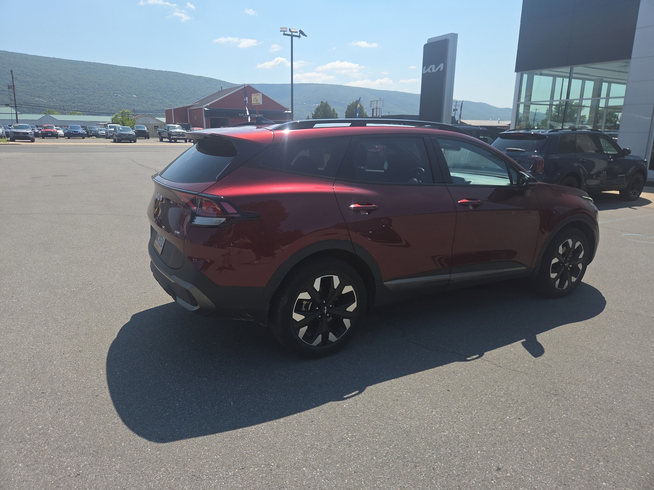 2023 Kia Sportage X-Line photo 3