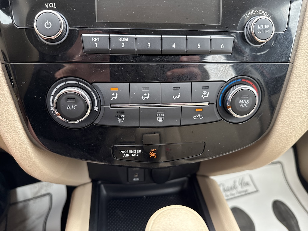 Used 2015 Nissan Rogue S SUV