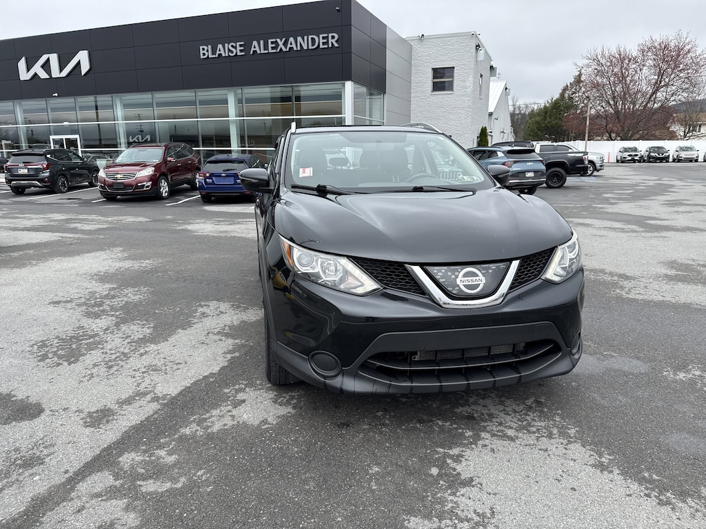 Used 2018 Nissan Rogue Sport SV SUV