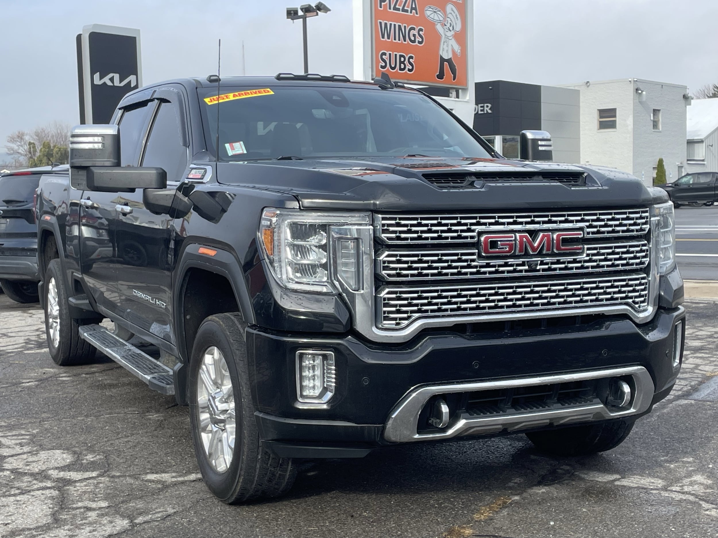 2020 GMC Sierra 2500HD Denali's photo