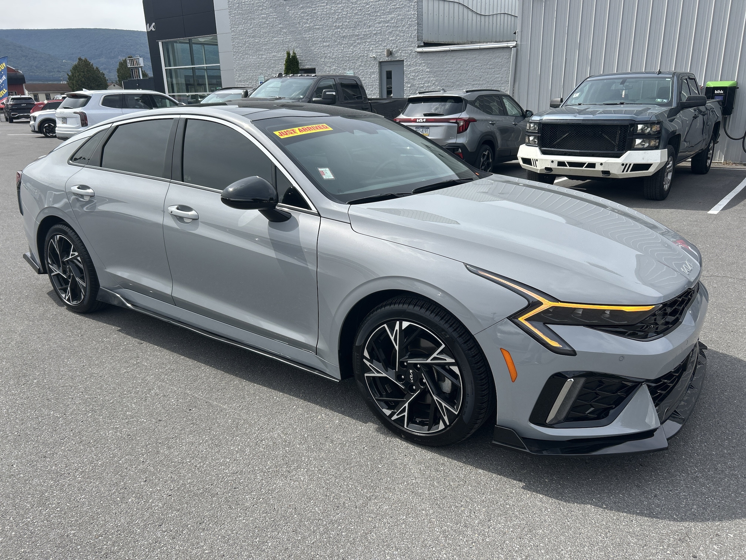 2025 Kia K5 Sedan 