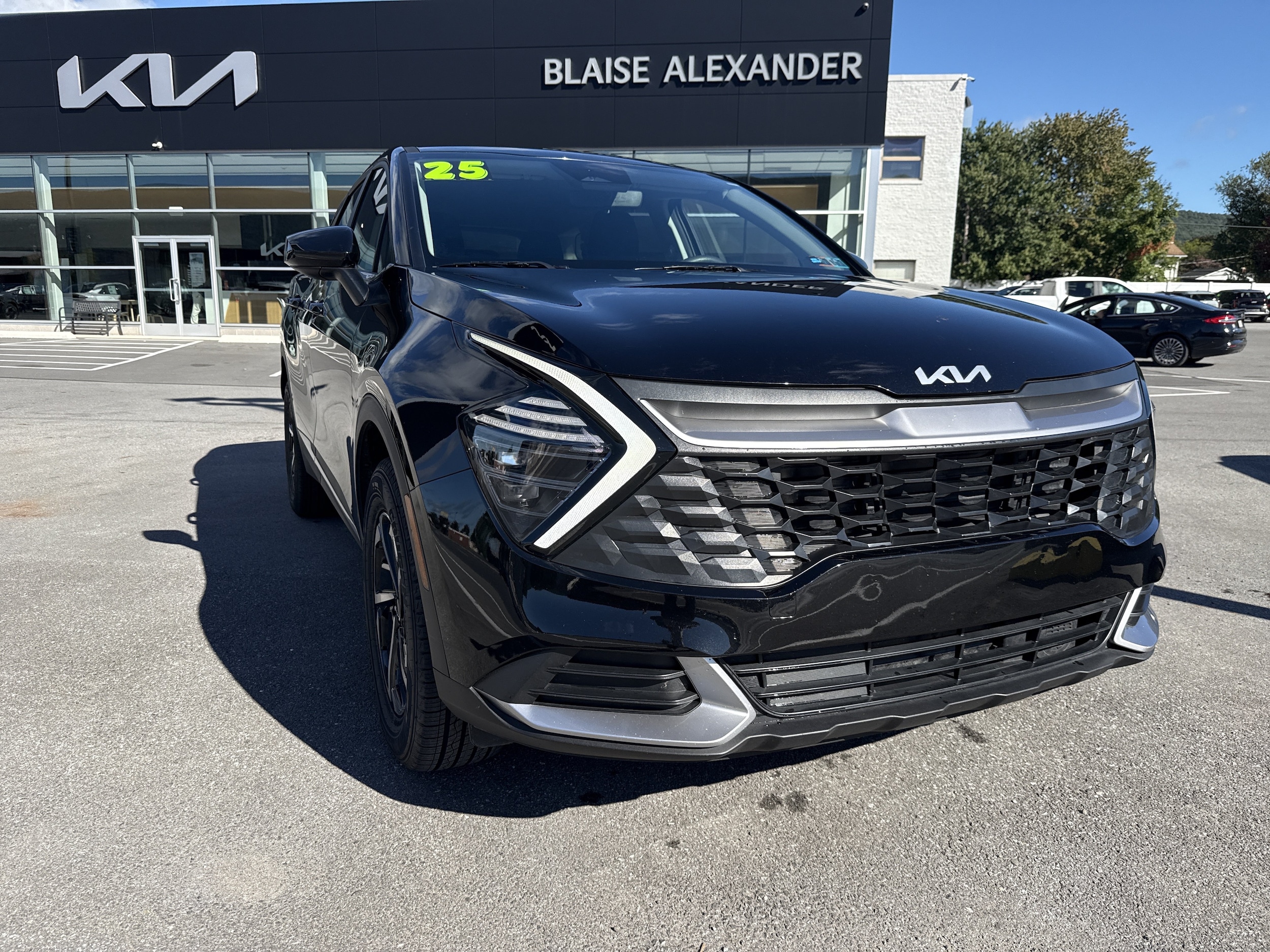 2025 Kia Sportage LX Hybrid
