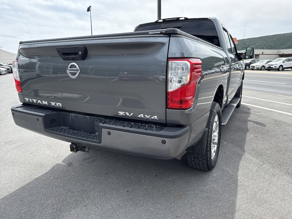 Used 2018 Nissan Titan XD SV Diesel Truck Crew Cab