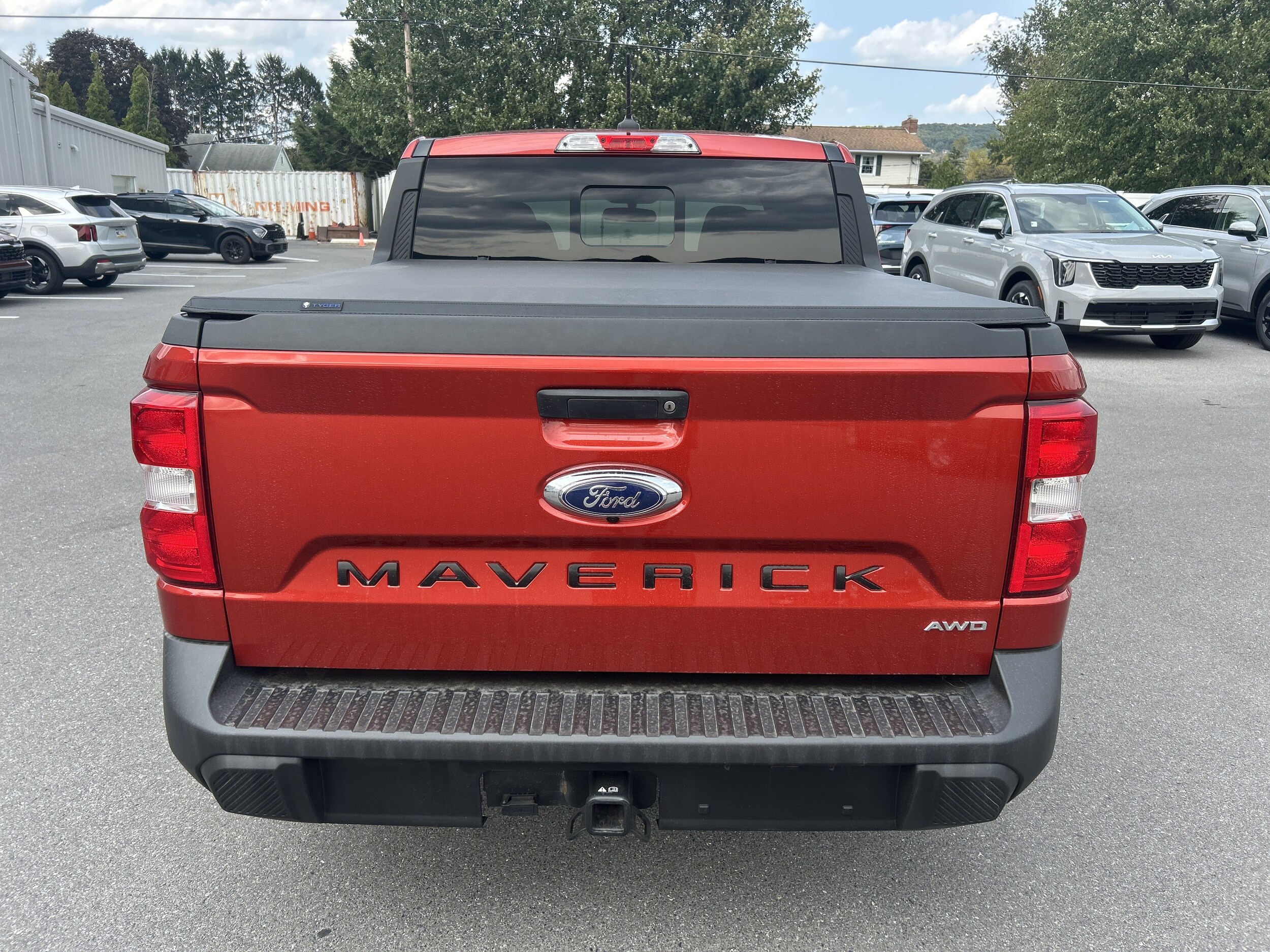 2023 Ford Maverick Lariat photo 3