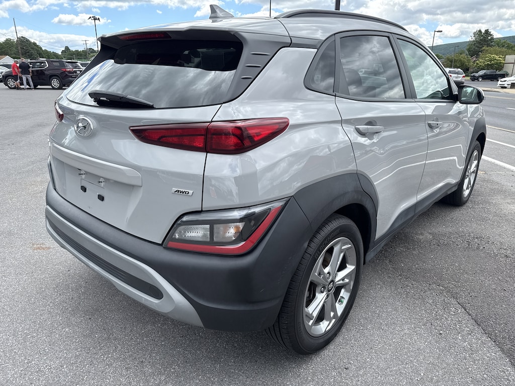Used 2022 Hyundai Kona SEL SUV