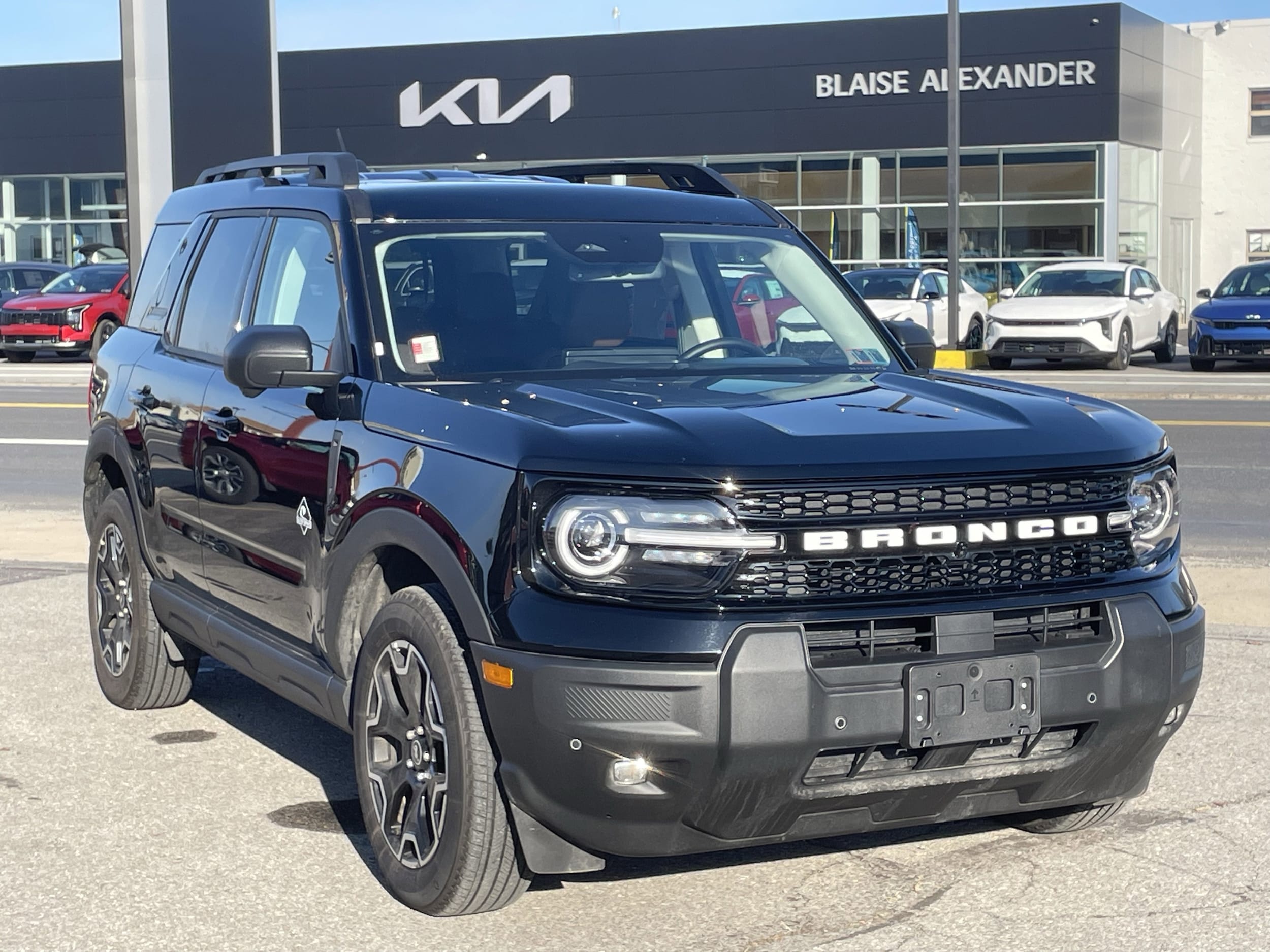 2025 Ford Bronco Sport Outer Banks's photo