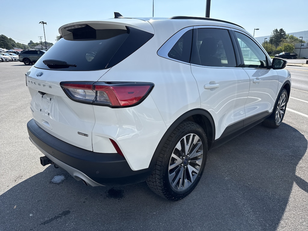 Used 2022 Ford Escape Titanium Hybrid SUV