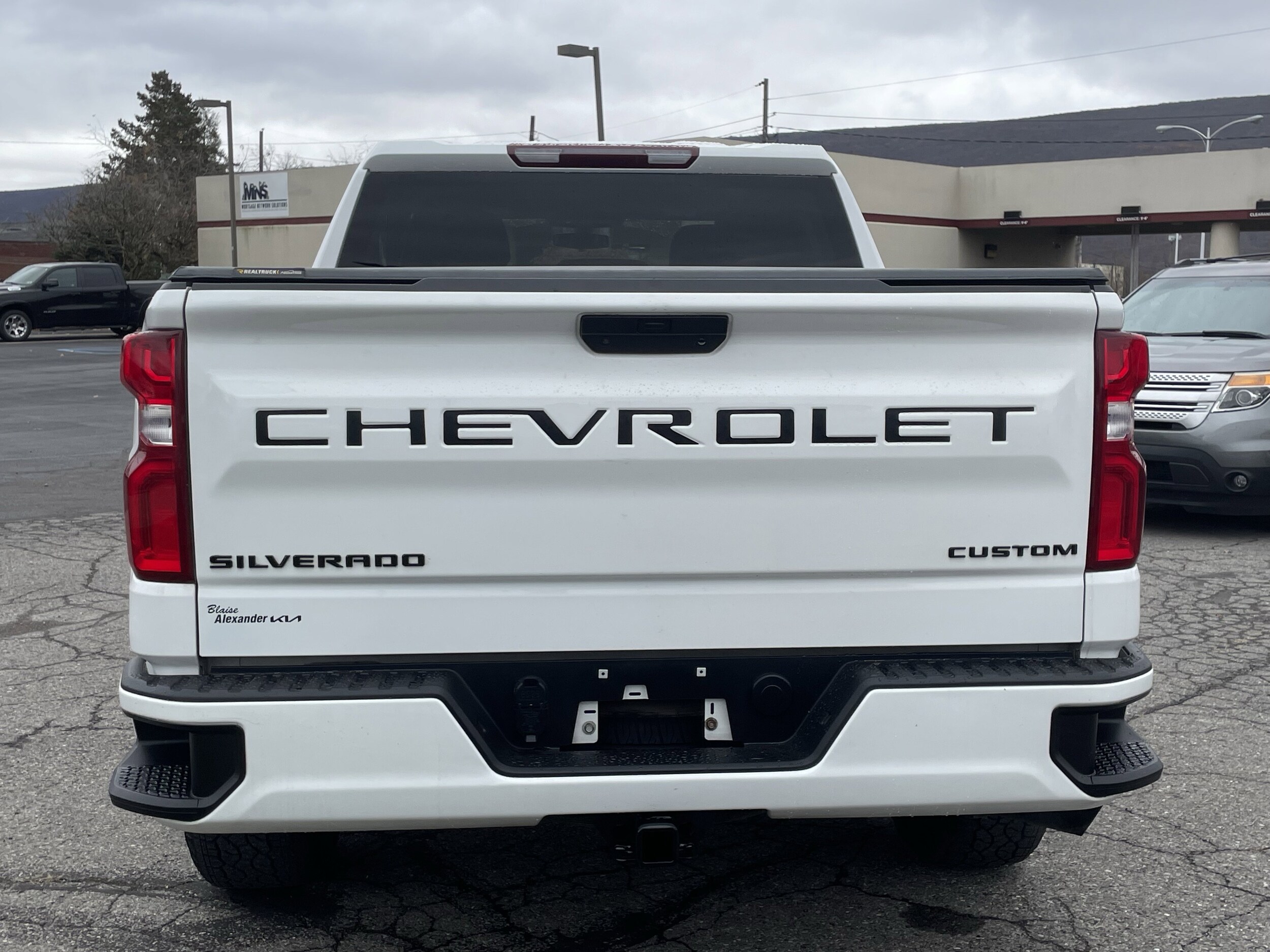 2022 Chevrolet Silverado 1500 Custom photo 4